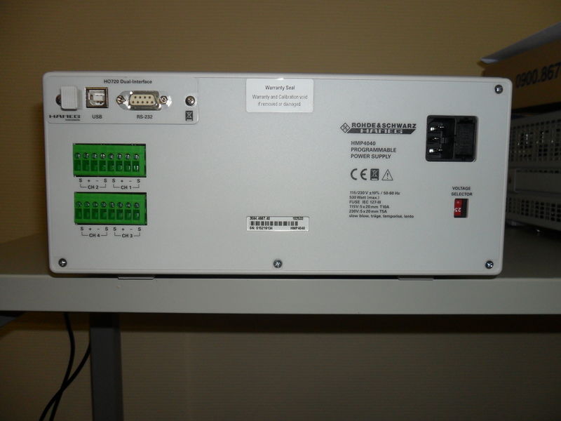 Файл:20120704 HMP4040 015219134 2.jpg